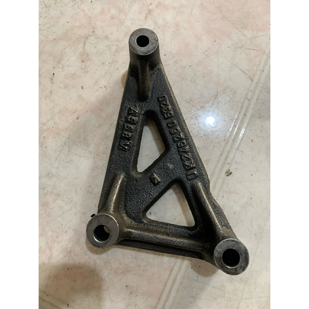 braket kompresor ac avanza lama dudukan kompresor ac avanza lama ORI COPOTAN