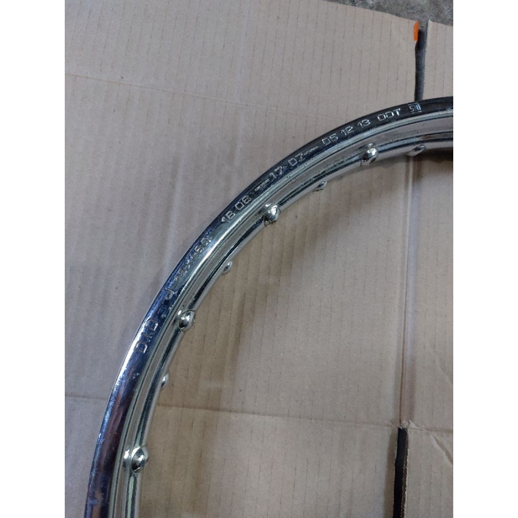 velg rx king did 18 1.60 tahun 2002 2003 2004 2005 ORIGINAL velg did ring 18 1.60 velg d.i.d 18 160 