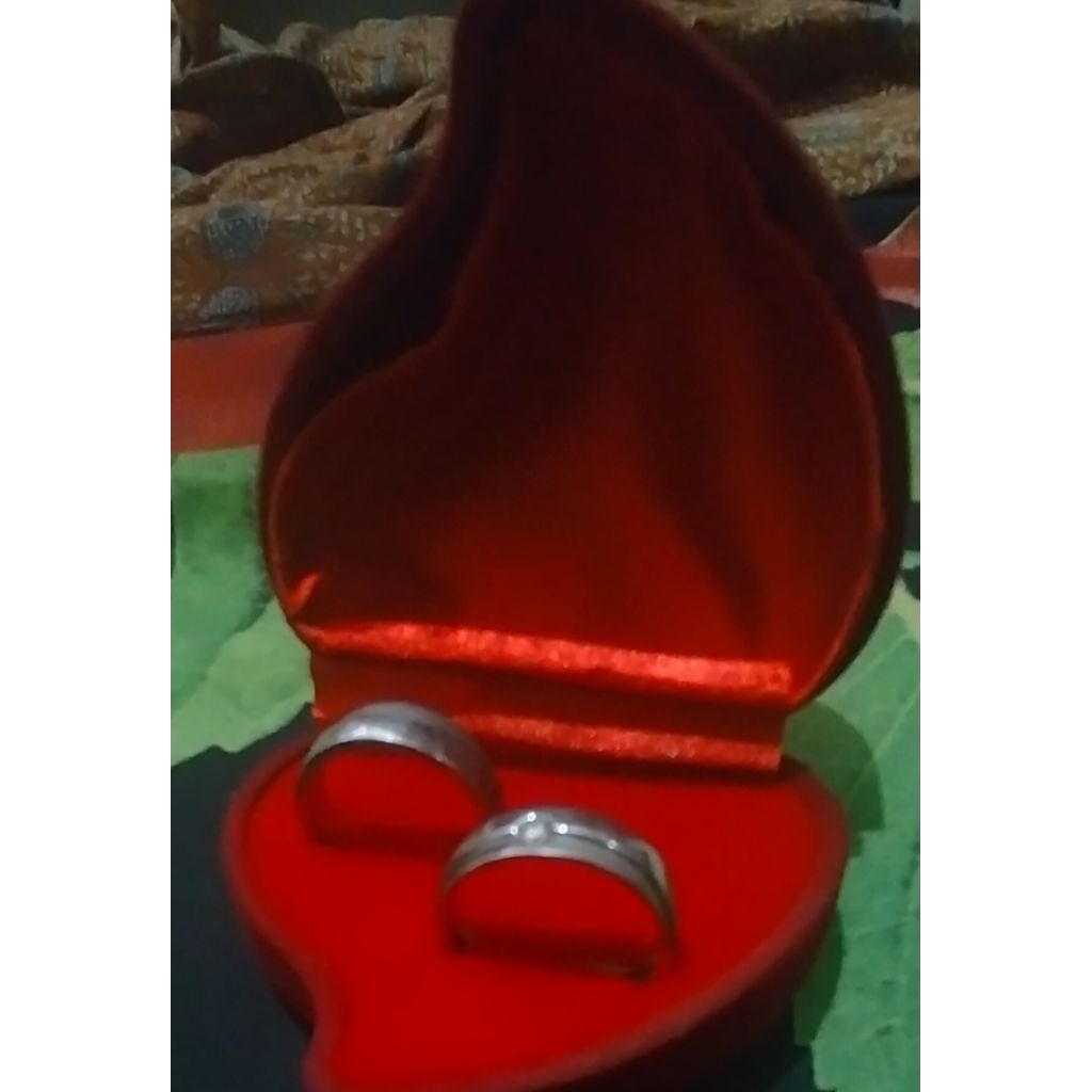 Cincin Palladium