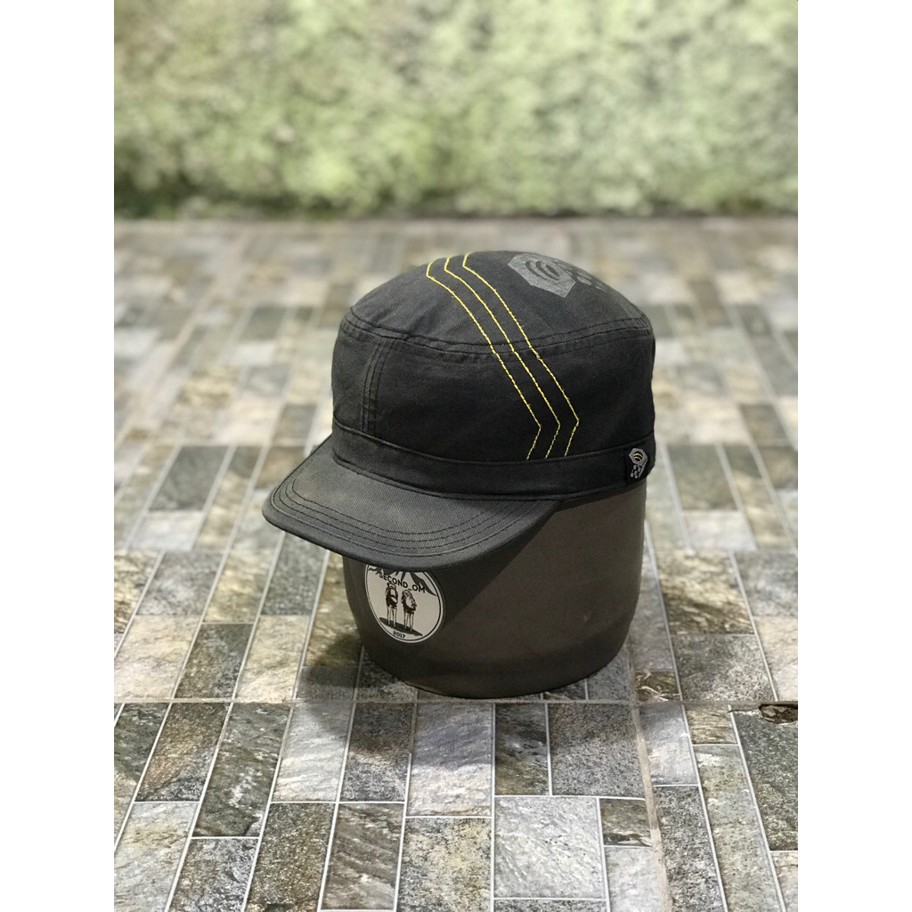 Topi Visor Pendek Mountain Hardwear