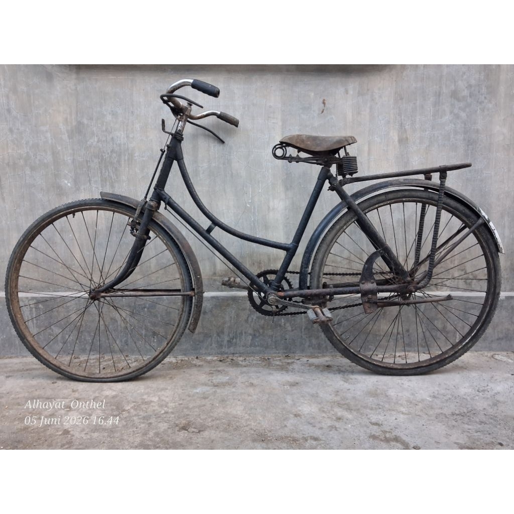Sepeda Ontel Phoenix Sunduk Tua Antik Jadul