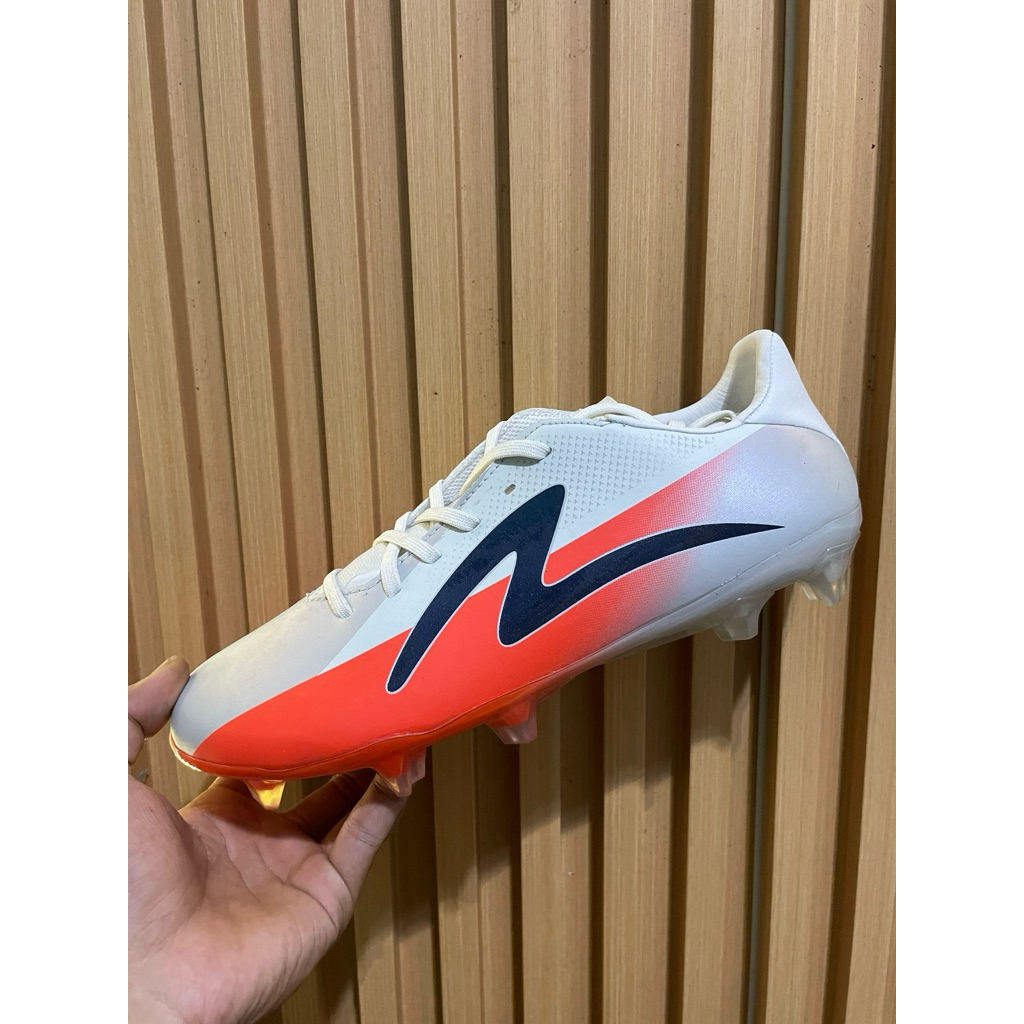 Sepatu Bola Specs Velocity ori Second Size 41