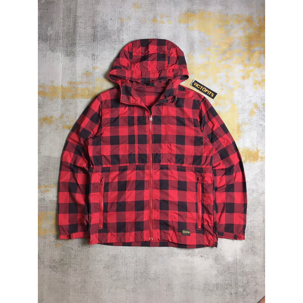 Jaket Casual Windbreaker Kissmark
