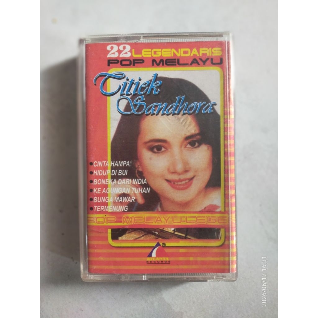 kaset pita jadul "22 legendaris pop melayu" TITIEK SANDORA