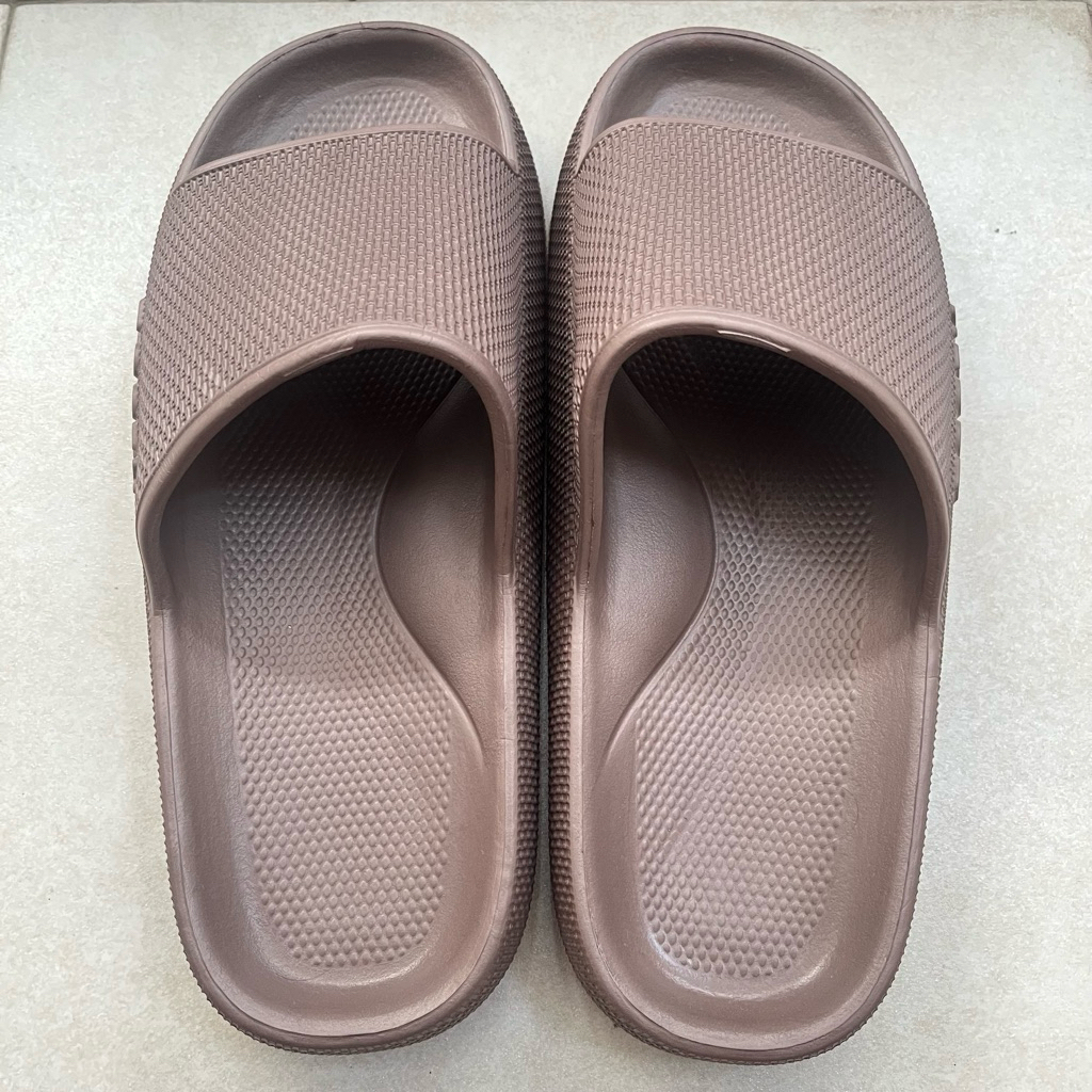 preloved sandal slop zoozy pria wanita