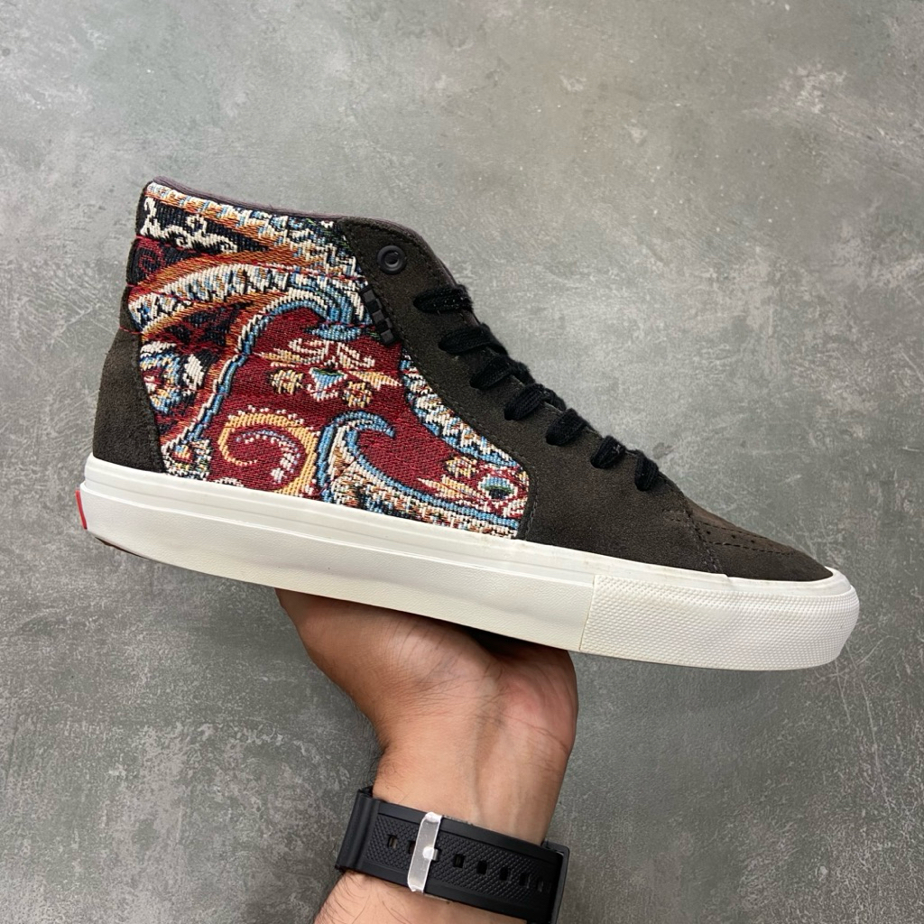 [Size 41] Rare Vans Sk8-Hi Paisley Skateboarding Second Original Kondisi Mulus Nominus. Harga Baru n
