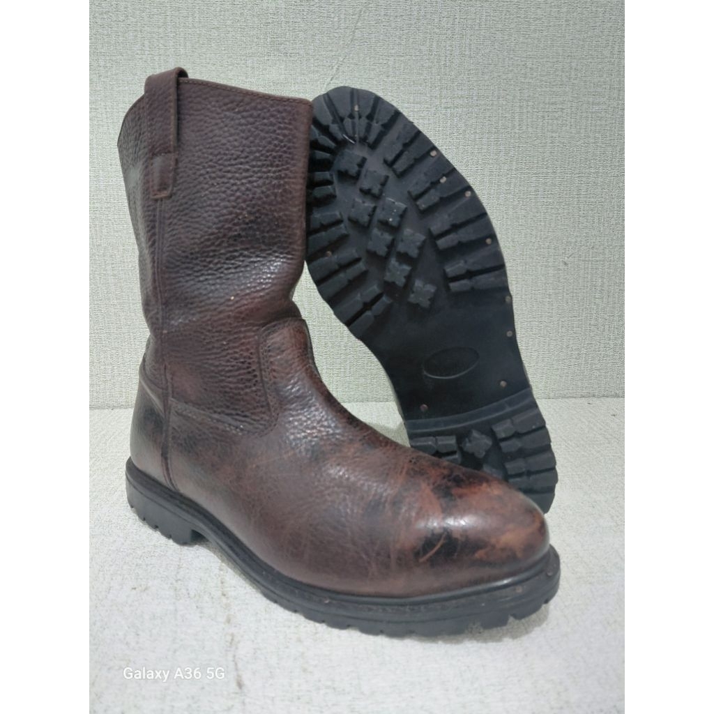 Wolverine model pecoz safety coklat tua berzipersize 43 insole 27.5 cm