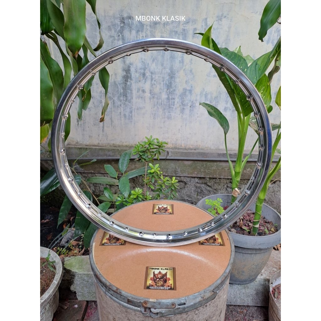 velg hm tengah 17 1.20 ORIGINAL velg hm ring 17 120 velg hm r17 120 velg hm r 17 120 velg hm ring 17