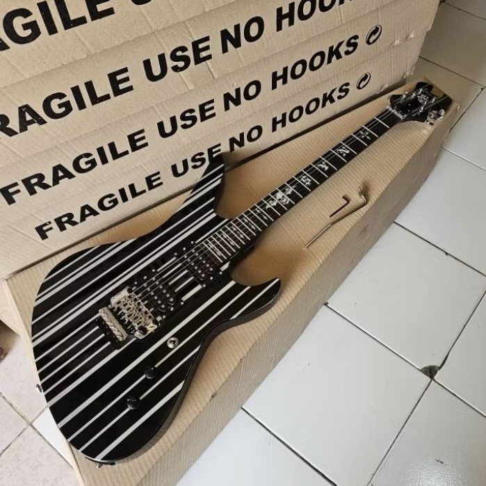 Gitar schecter synyster gates tremolo updown new