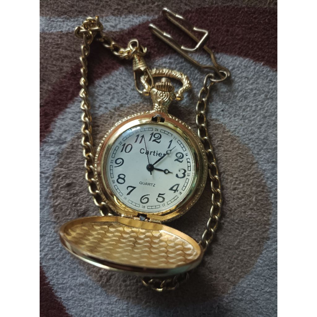 Jam saku Cartier