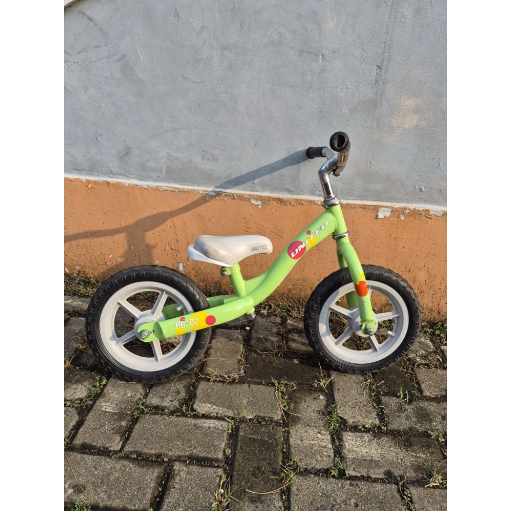 PRELOVED push bike balance bike united pb 02