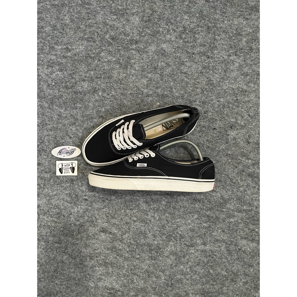 Vans Authentic Black White Size 41 | Second Original Good Condition