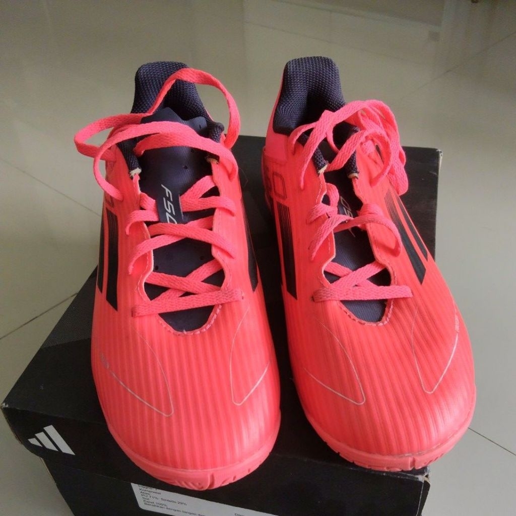 preloved sepatu futsal Adidas