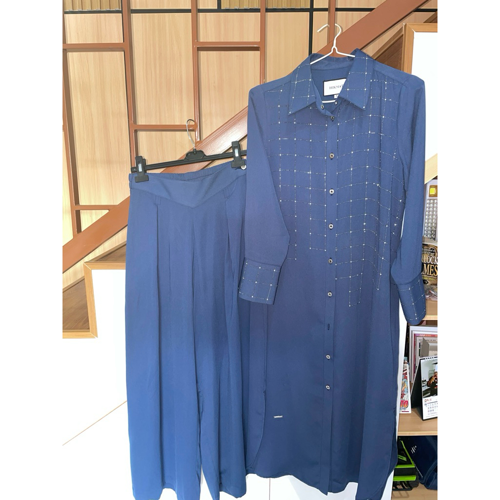 preloved one set HIkMAT  size S