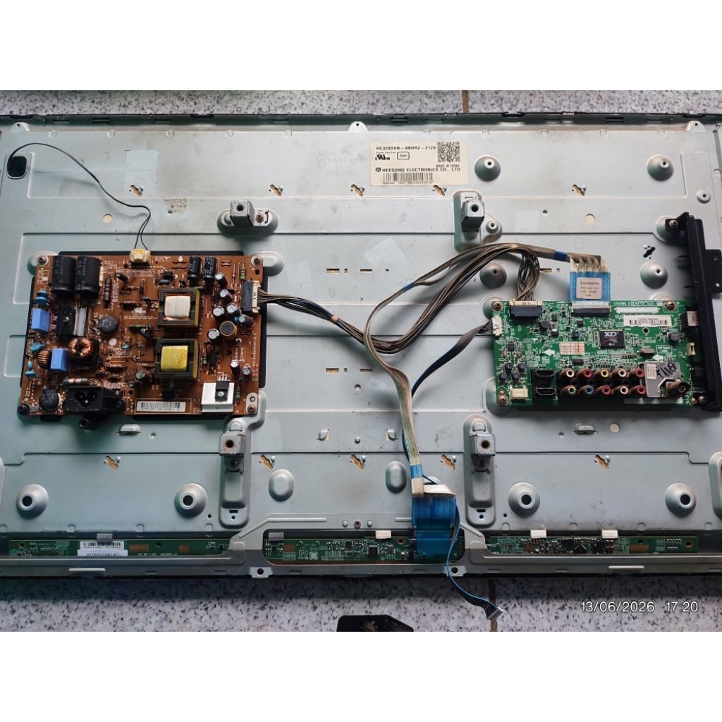 1set mb mainboard tv LG 32LB550A copotan panel pecah