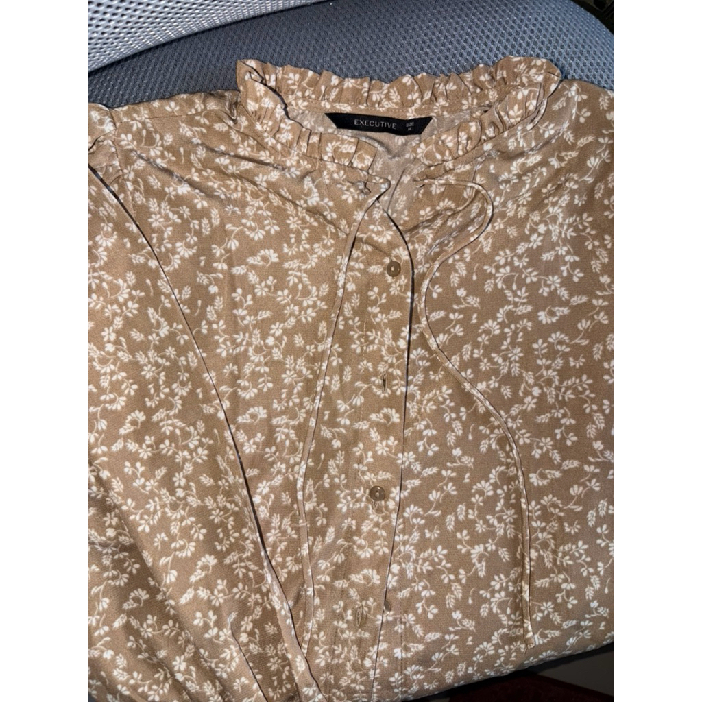 PL The Executive - Floral Blouse Flower Bunga Kemeja M