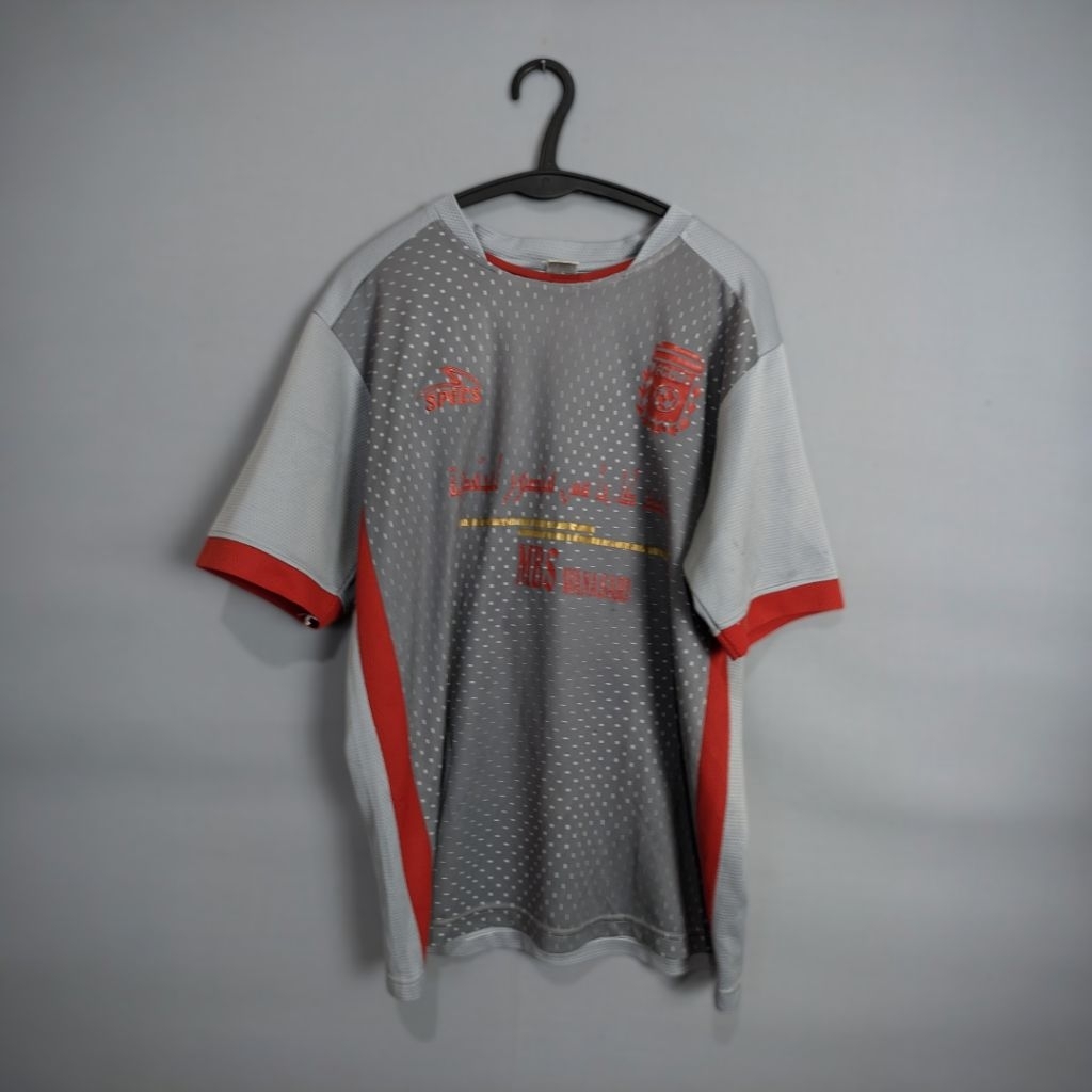 Kaos Futsal Bola Preloved Grey Merah Baju Sport Jersey Nyaman Menyerap Keringat Second