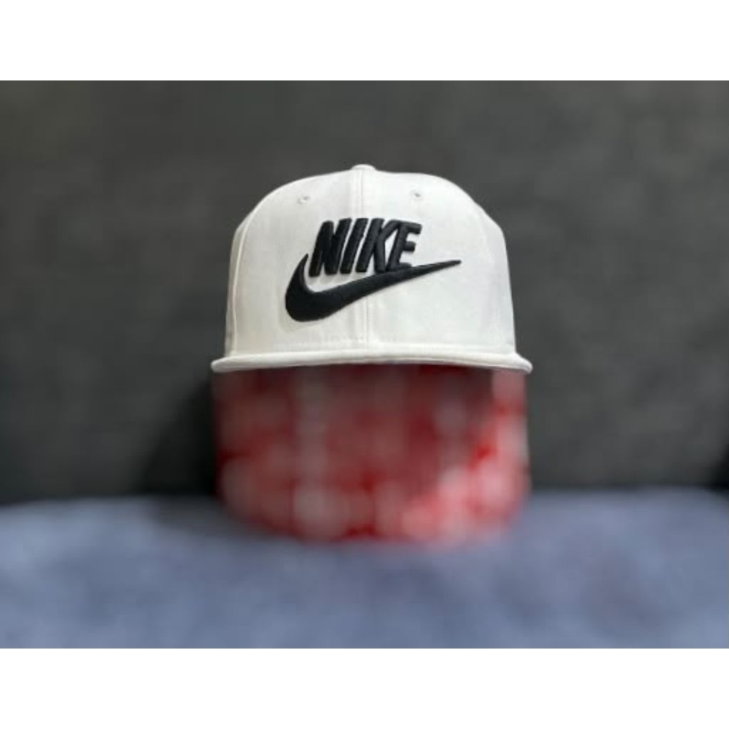 Topi Nike Pro Futura Snapback White Black Original Nike True Cap BIG LOGO Second