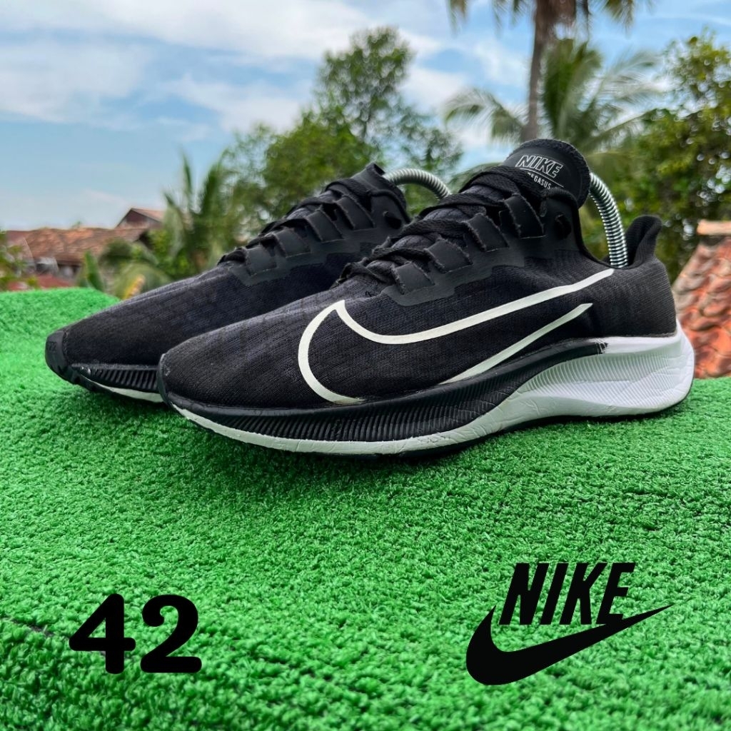 Nike Air Zoom Pegasus 37