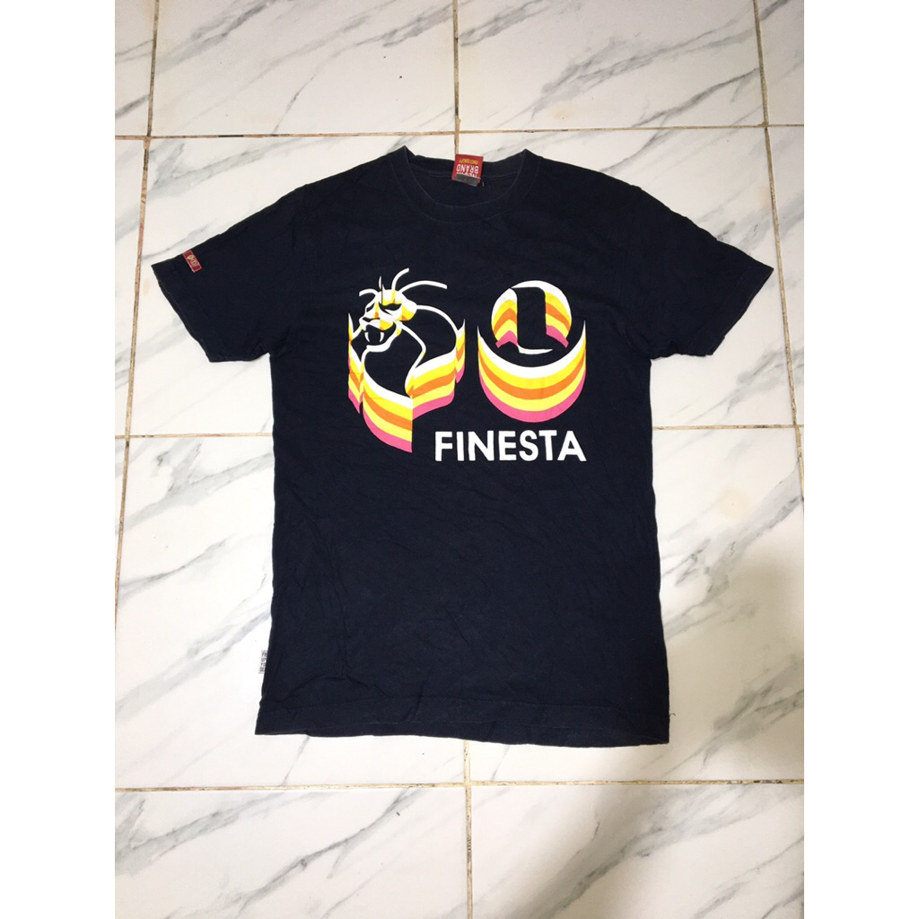 Tshirt Nesta Brand