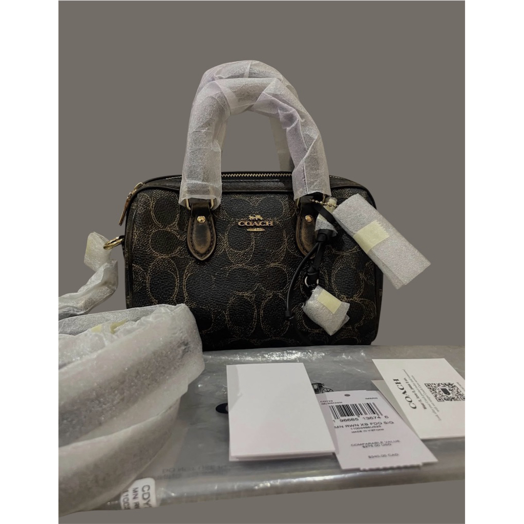 Coach Mini rowan signature loved leather