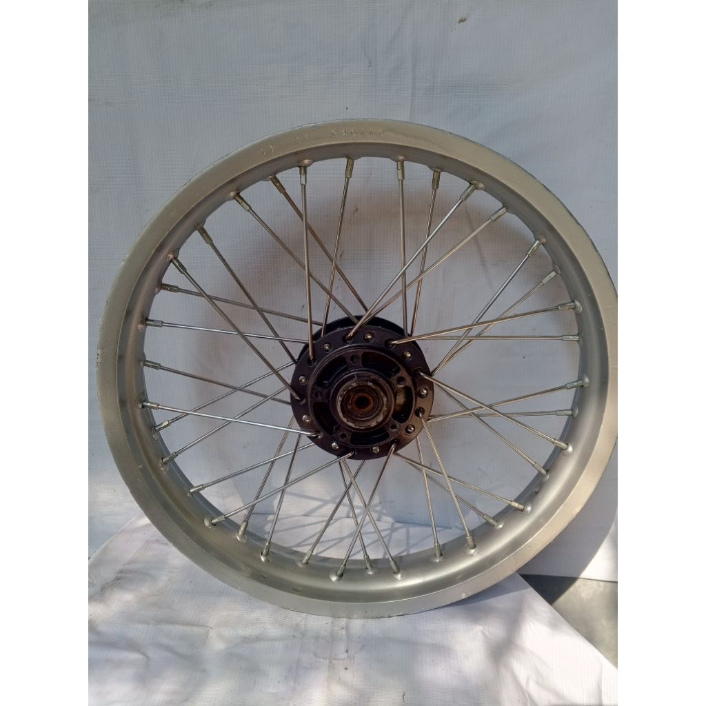 velg depan Rossi Italia  ring 17 / 215 set tromol punya GL Tiger lama Mega pro supra