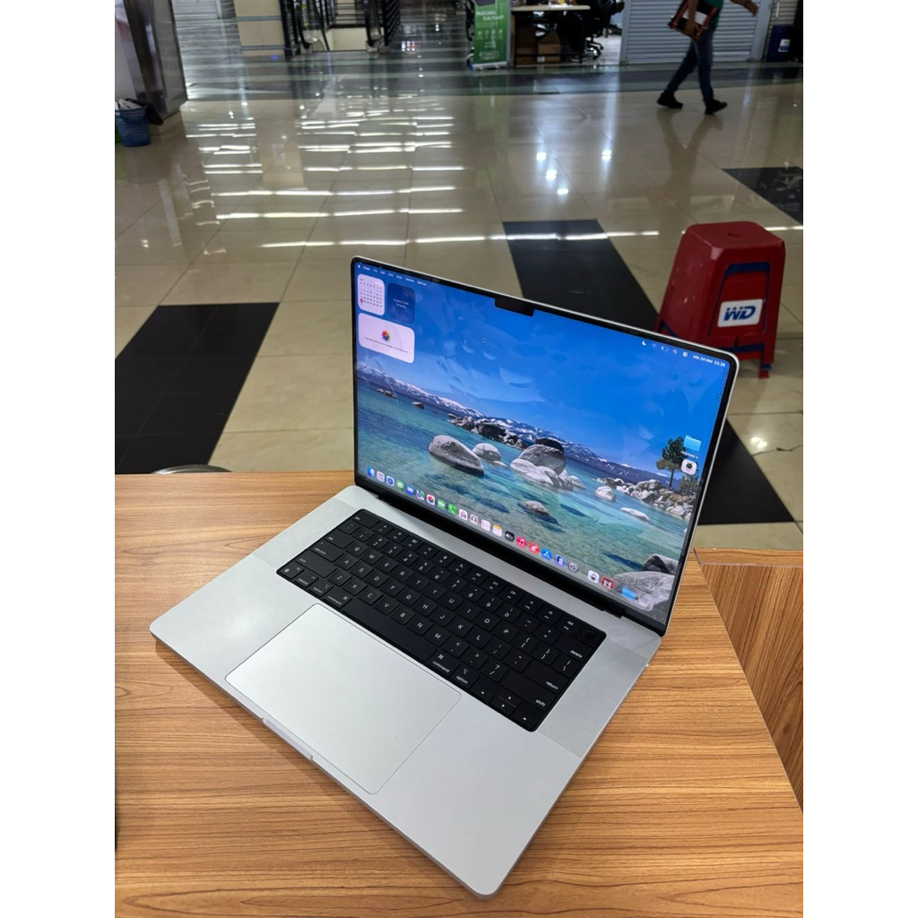 Macbook Pro Chipset M2 Pro 2023 16inch 16GB SSD 1TB Second Like new