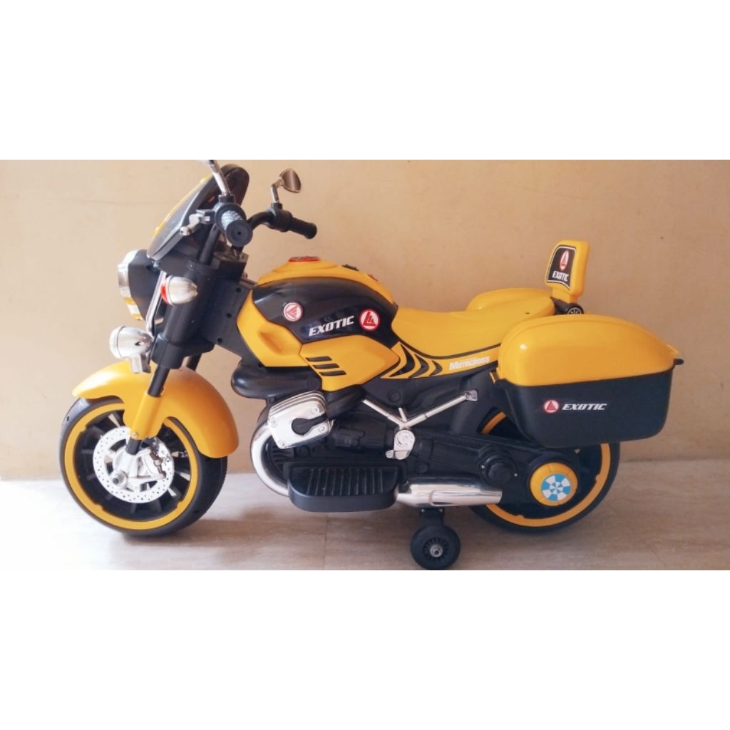 (Preloved) Motor Aki Exotic