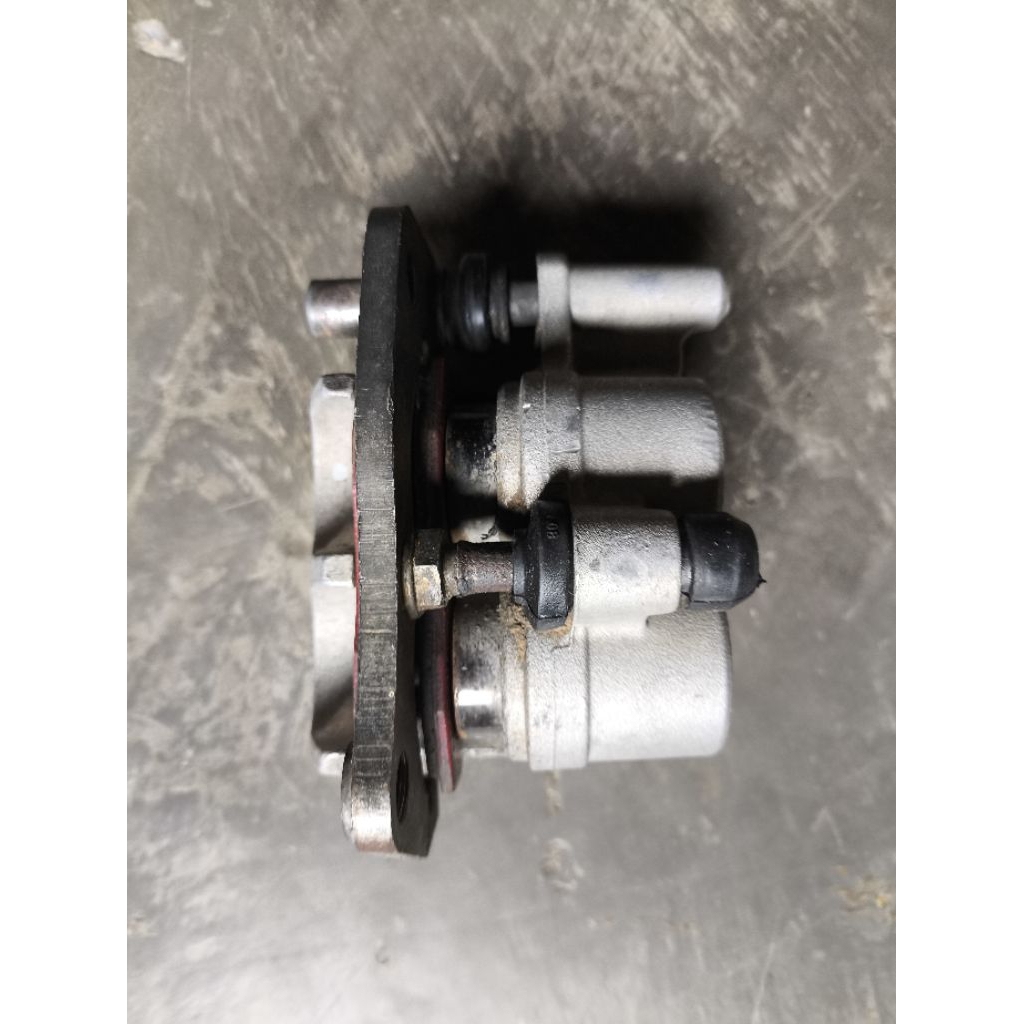 kaliper depan Original bekas copotan klx