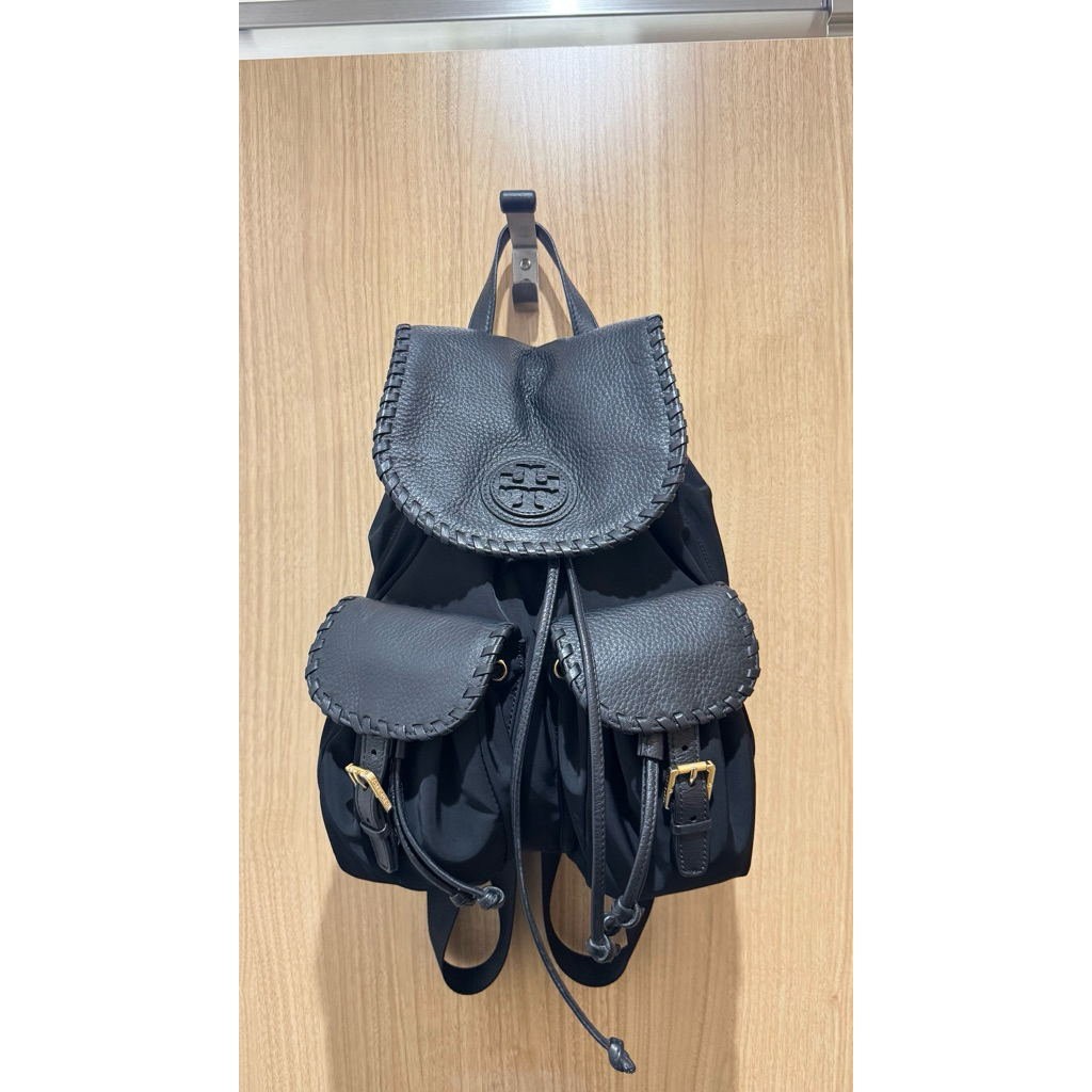 Preloved Ransel Cewek Tory B*rch Hitam Nilon + Kulit Asli