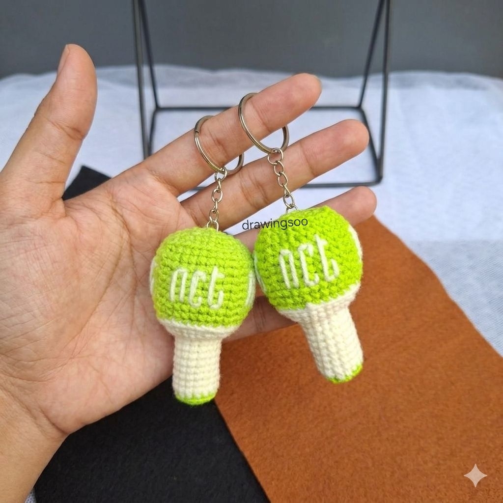 [Ready Stock] Amigurumi Mini Lightstick NCT/ Keychain Boneka Rajut
