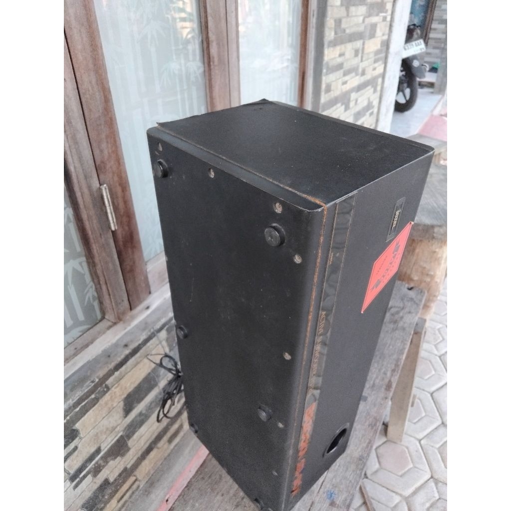 Subwofer Aktif Intel Bazooka SB 90A