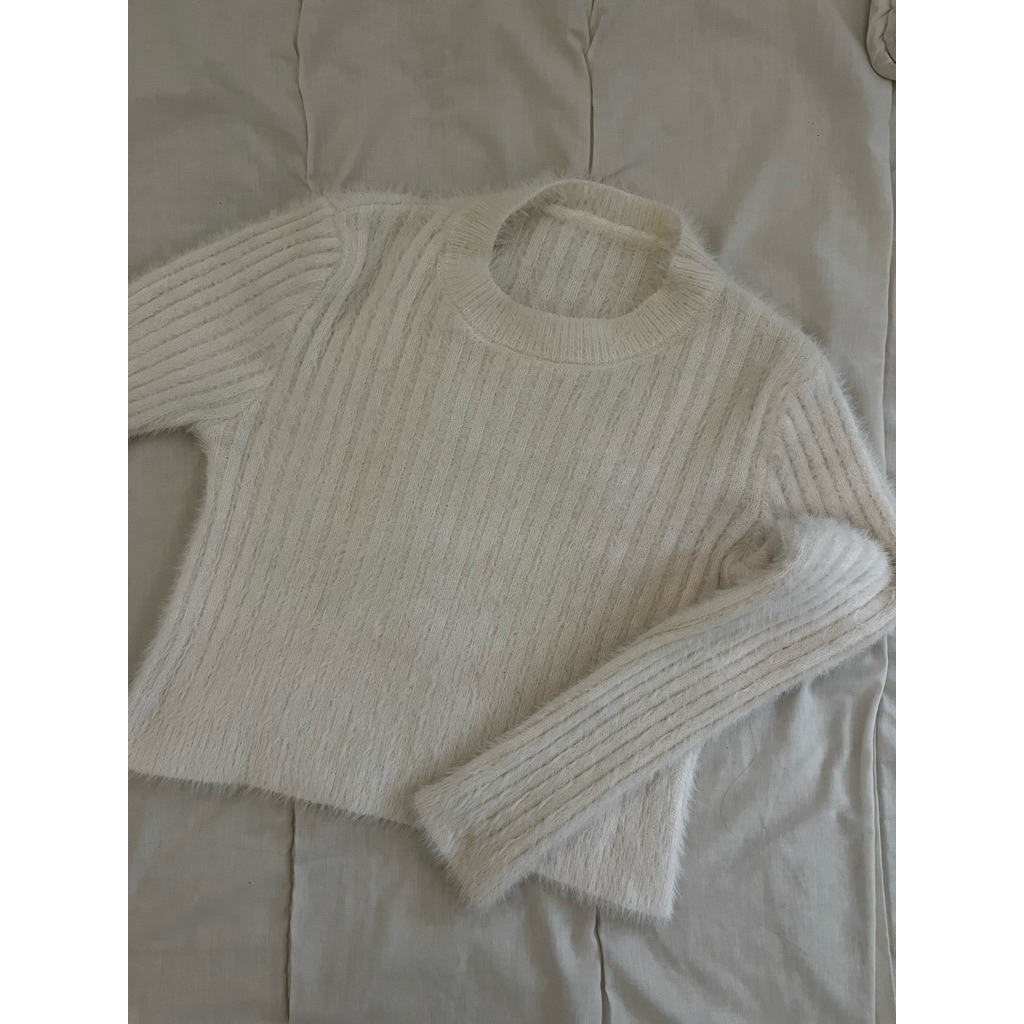 white fur sweater