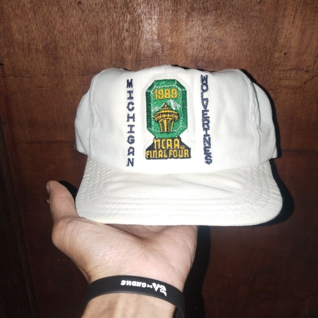 vintage hat MICHIGAN
