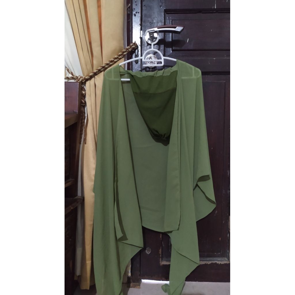 Preloved Pashmina Ciput Inner Wanita