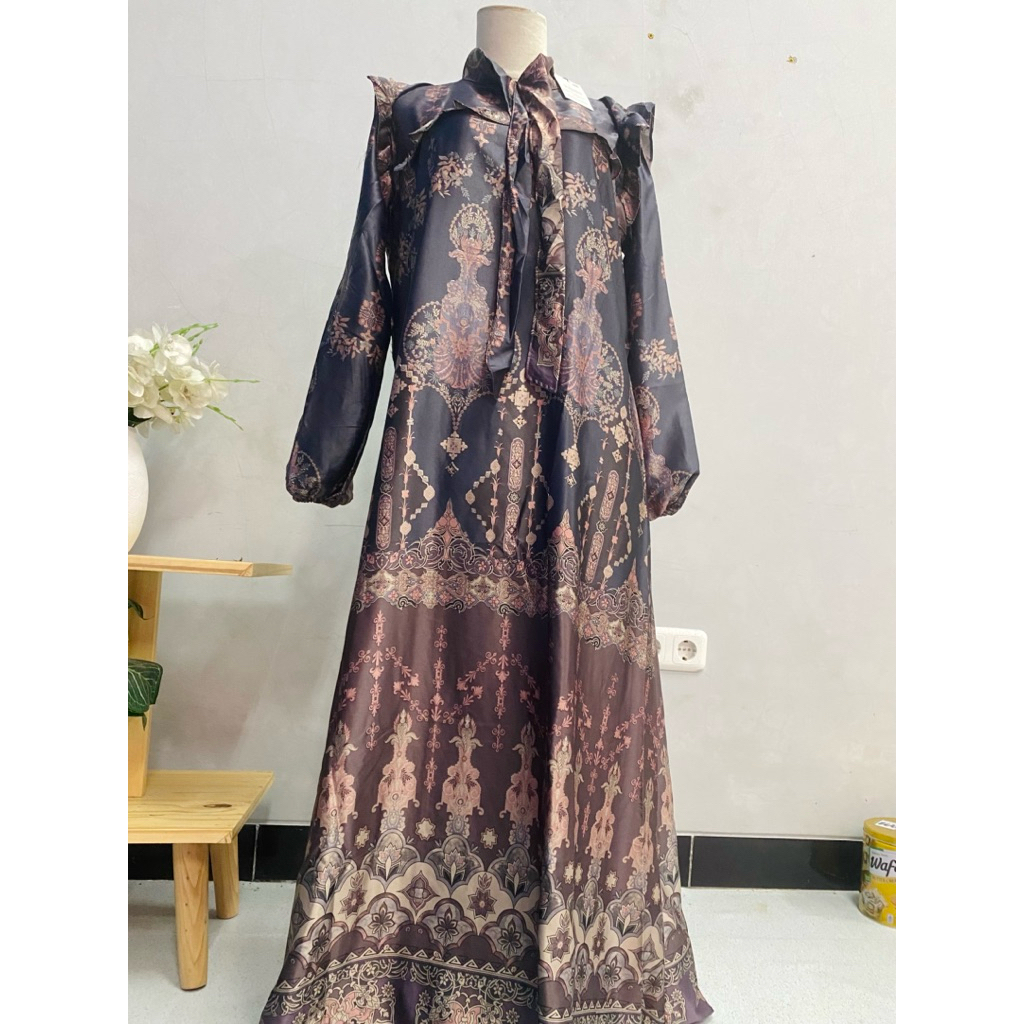 gamis silk sutra