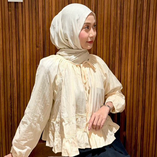 ARVEA - Celine Ruffle Blouse