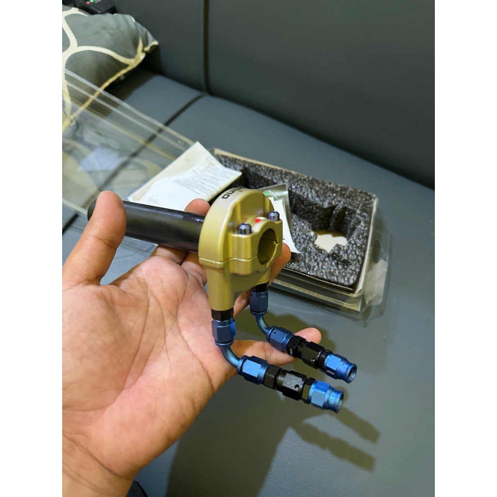 GAS SPONTAN  DOMINO ORI XM2 GOLD SET FITTING L GAS