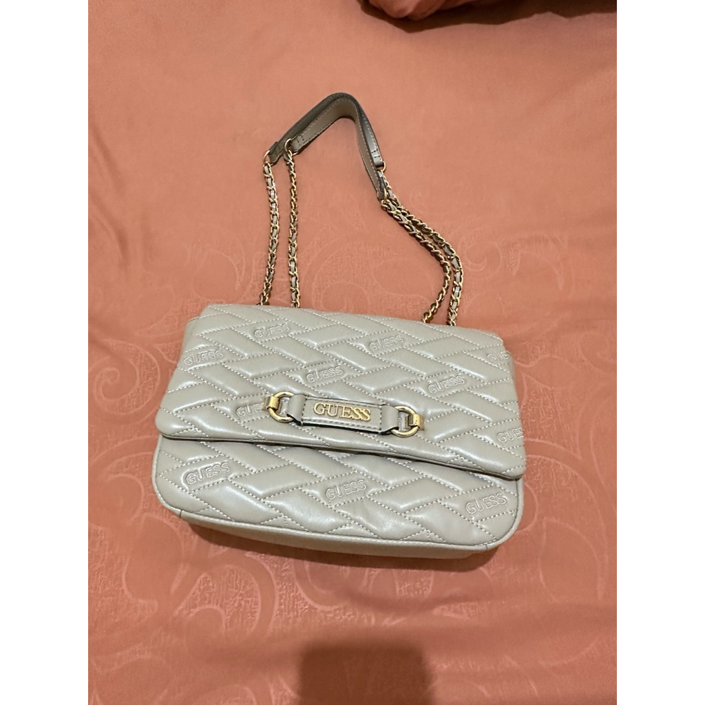TAS GUESS ORIGINAL STORE