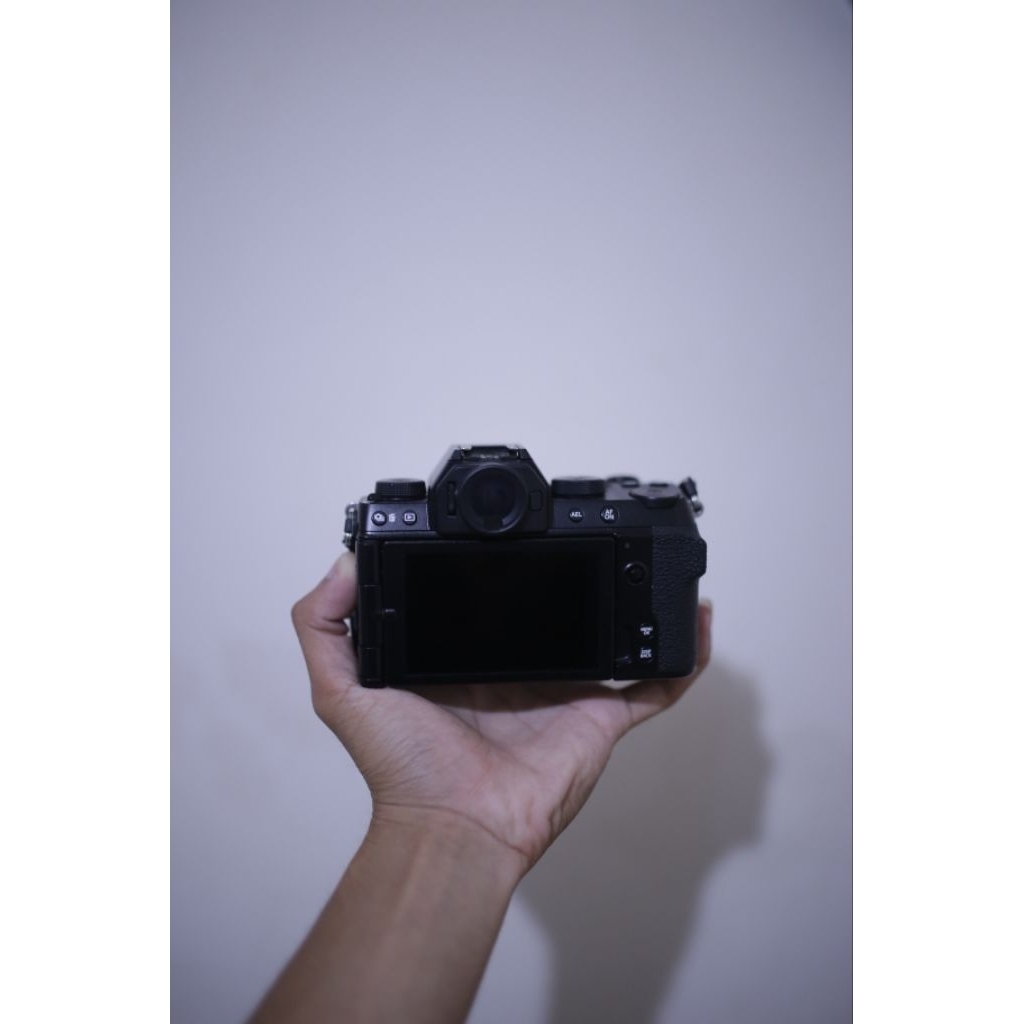 Fujifilm xs10 body only
