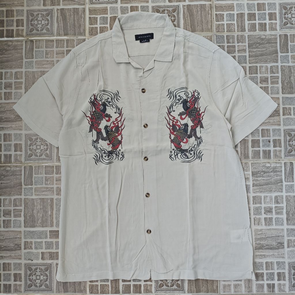 COTTON ON GARMENTS Open Colar Sukajan Shirt Kemeja Casual Sukajan Pria