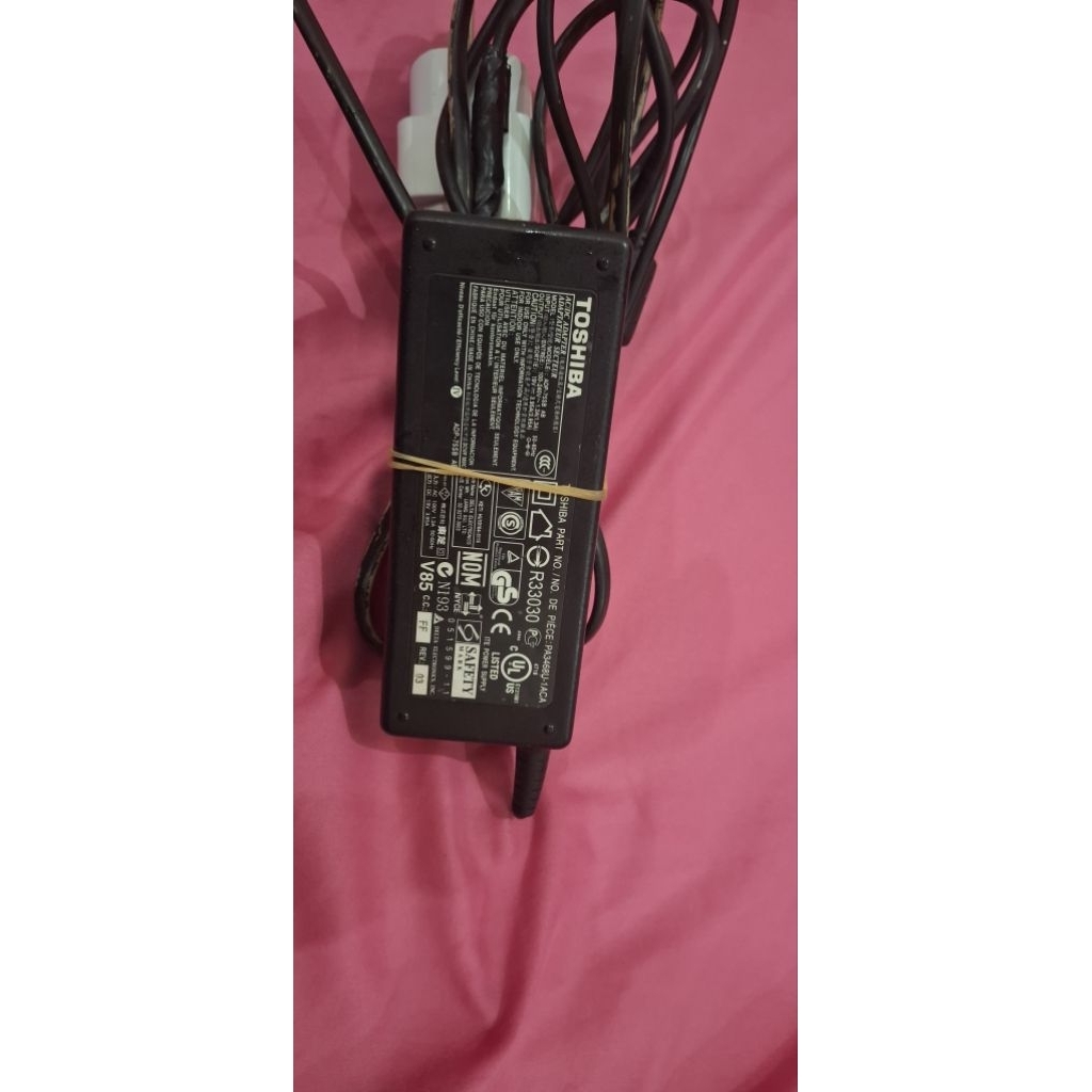 CAS LAPTOP TOSHIBA