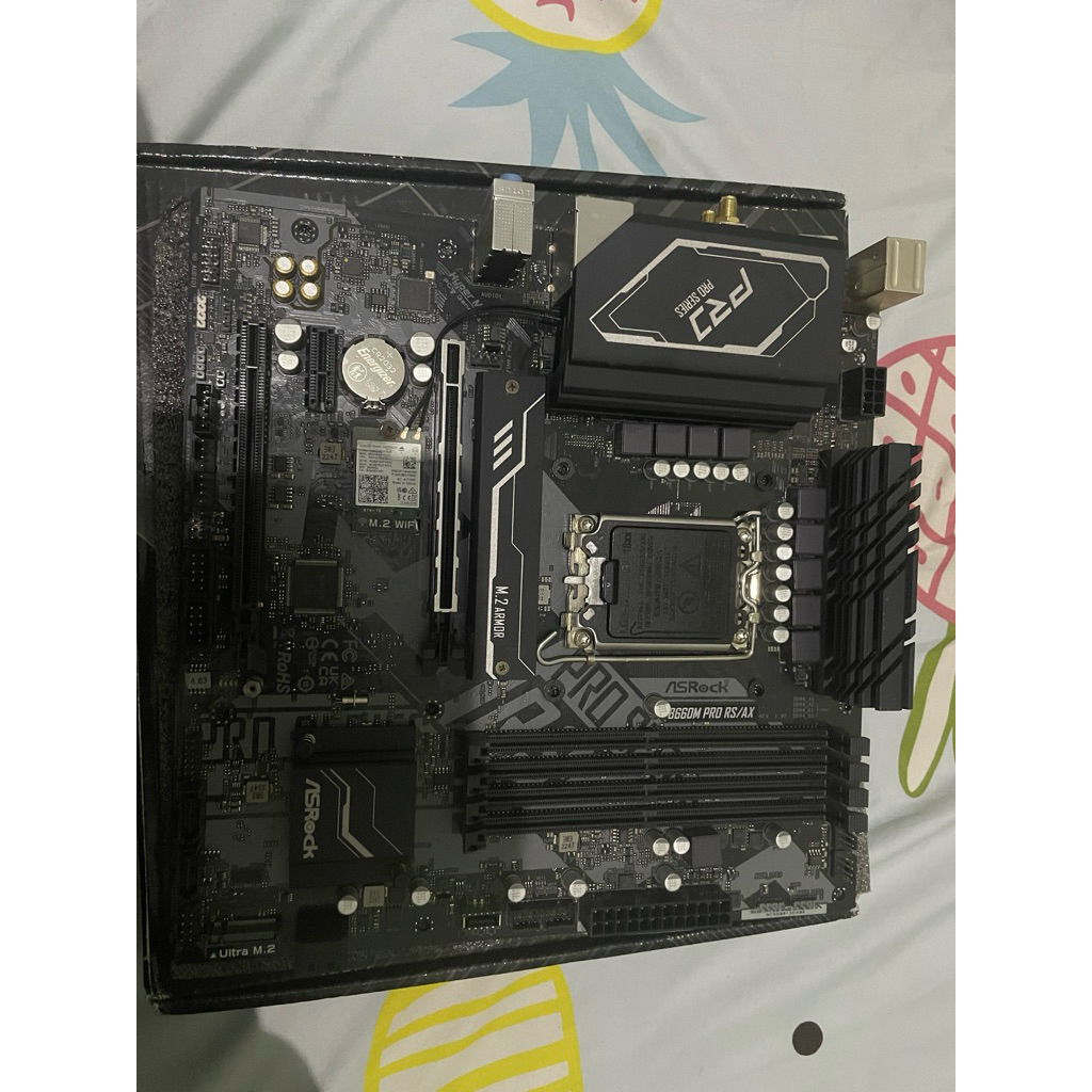 Mobo asrock b660m pro rs/ax