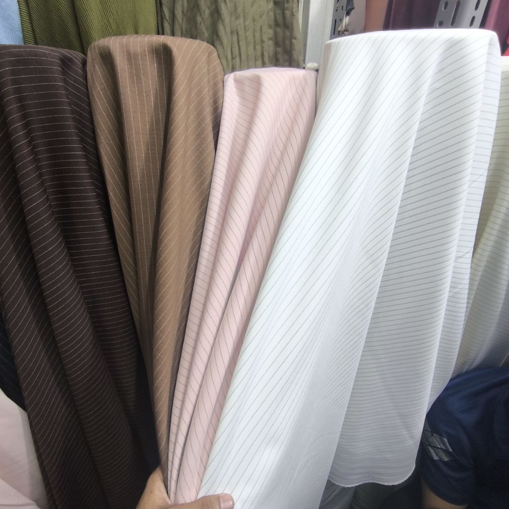 Bahan Semi Wool Salur² Premium
