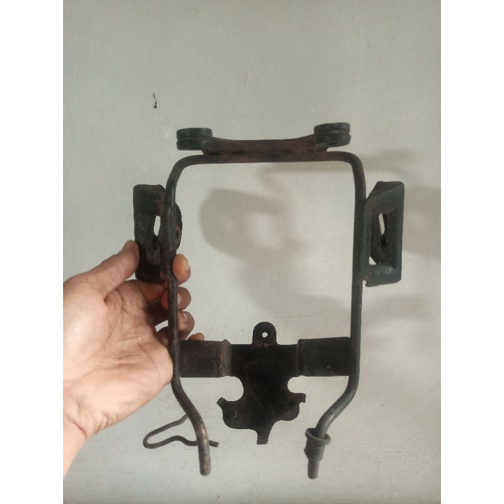 Breket lampu GL max Original