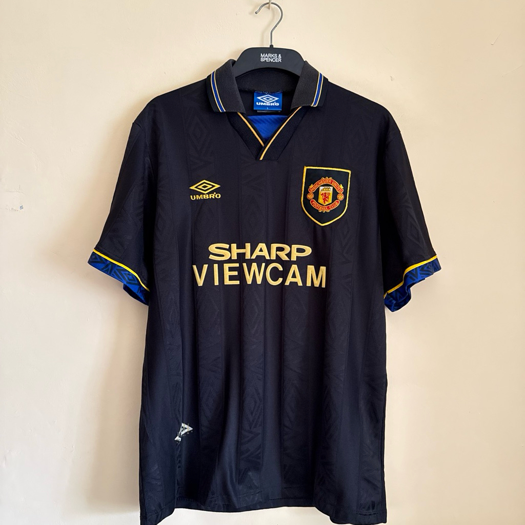 Manchester United Away 1993/1995 Kungfu Kick Jersey Baju Bola Original Roy Keane Cantona