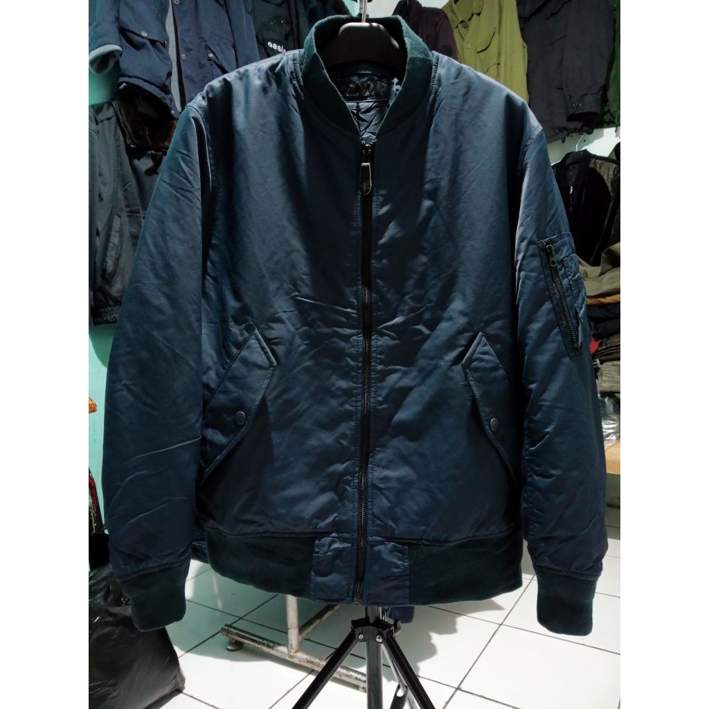 UNIQLO Type Ma.1 Bomber Military Style Jacket