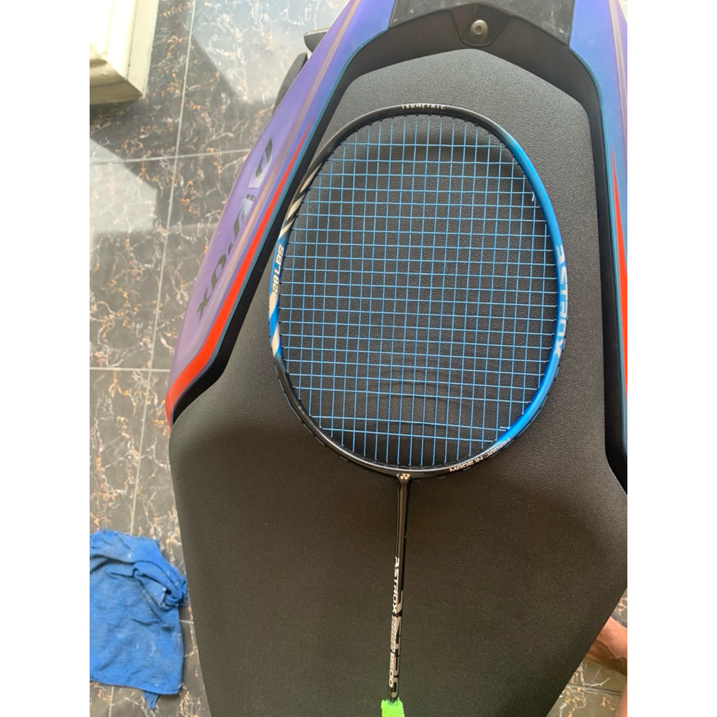 yonex astrox 8500 tour