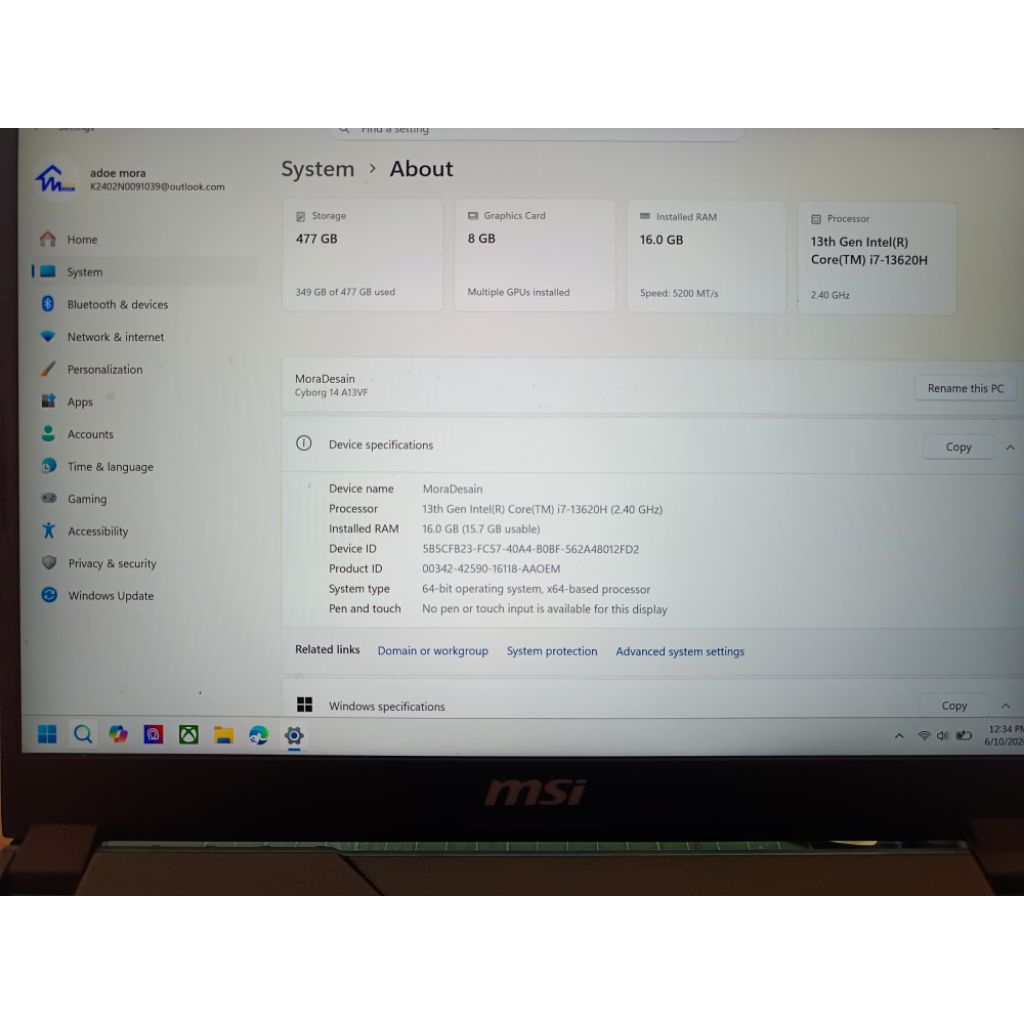 Laptop Gaming MSI CYBORG 14