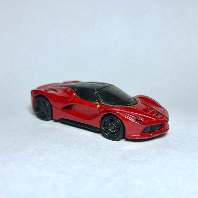 Hot Wheels Ferrari LaFerrari Merah 7 Loose